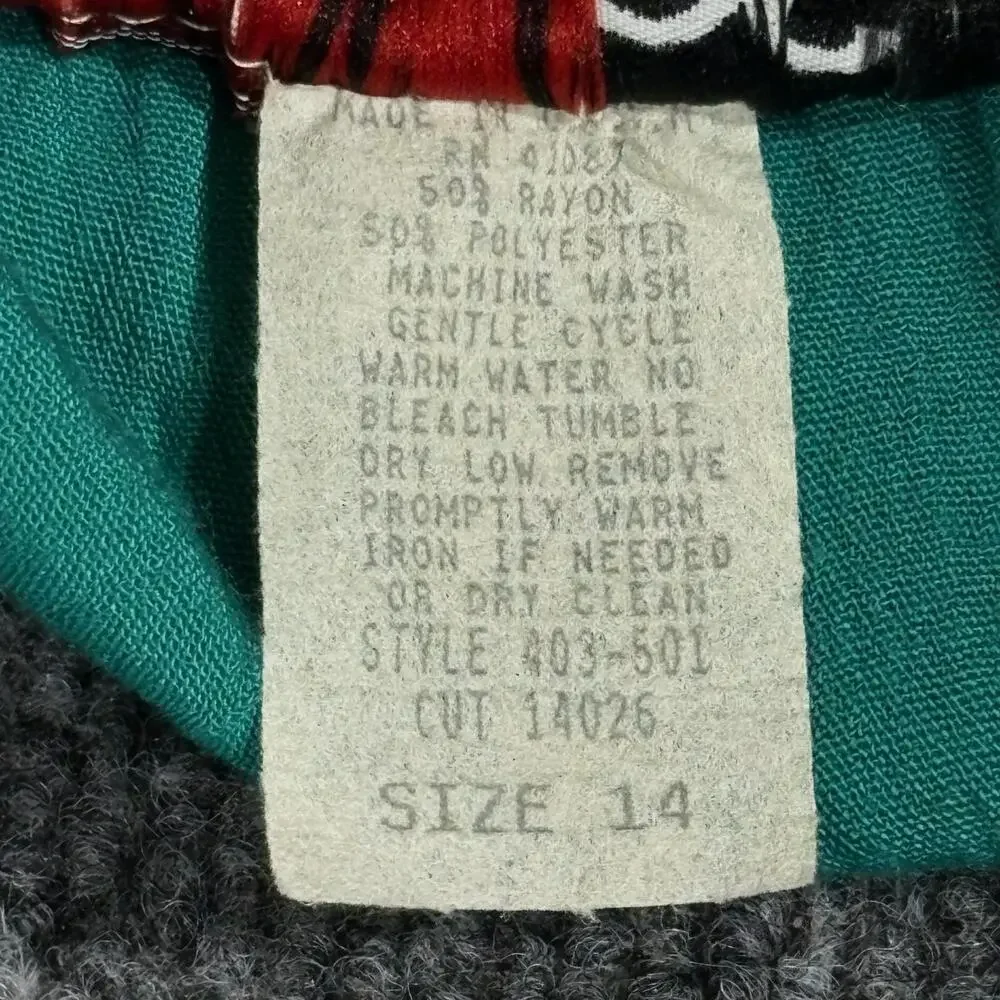 Vintage Briggs New York Shorts Womens 14 Green Culotte Pleated Belted Casual